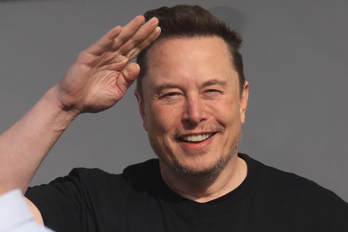 El grupo de accionistas de Tesla critica el paquete salarial de 56.000 millones de dólares de Elon Musk