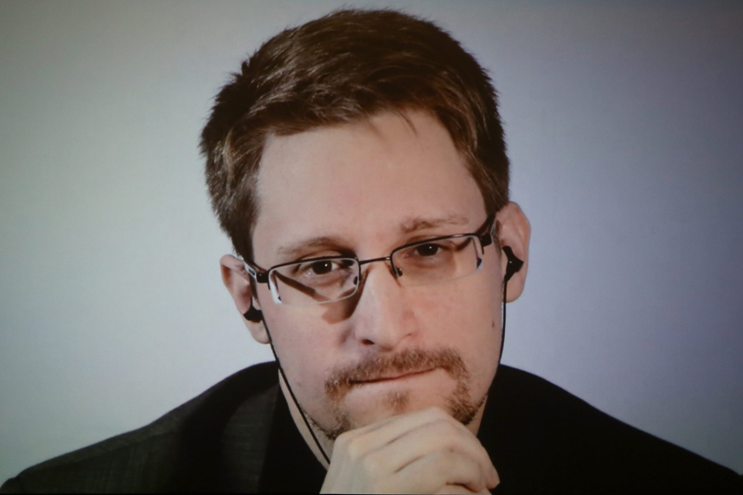 Edward Snowden hace sonar la alarma por el informe de la campaña de ‘desinformación’ del Pentágono