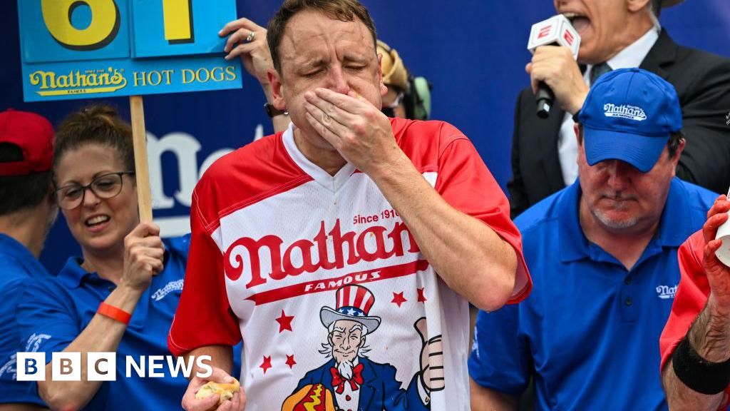 Joey Chestnut: Al campeón de hot dogs se le prohibió participar en el Concurso del Pastor Vegetariano de Nathan