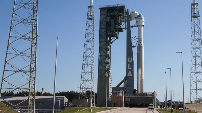 La tripulación del Boeing Starliner se prepara para el lanzamiento el miércoles