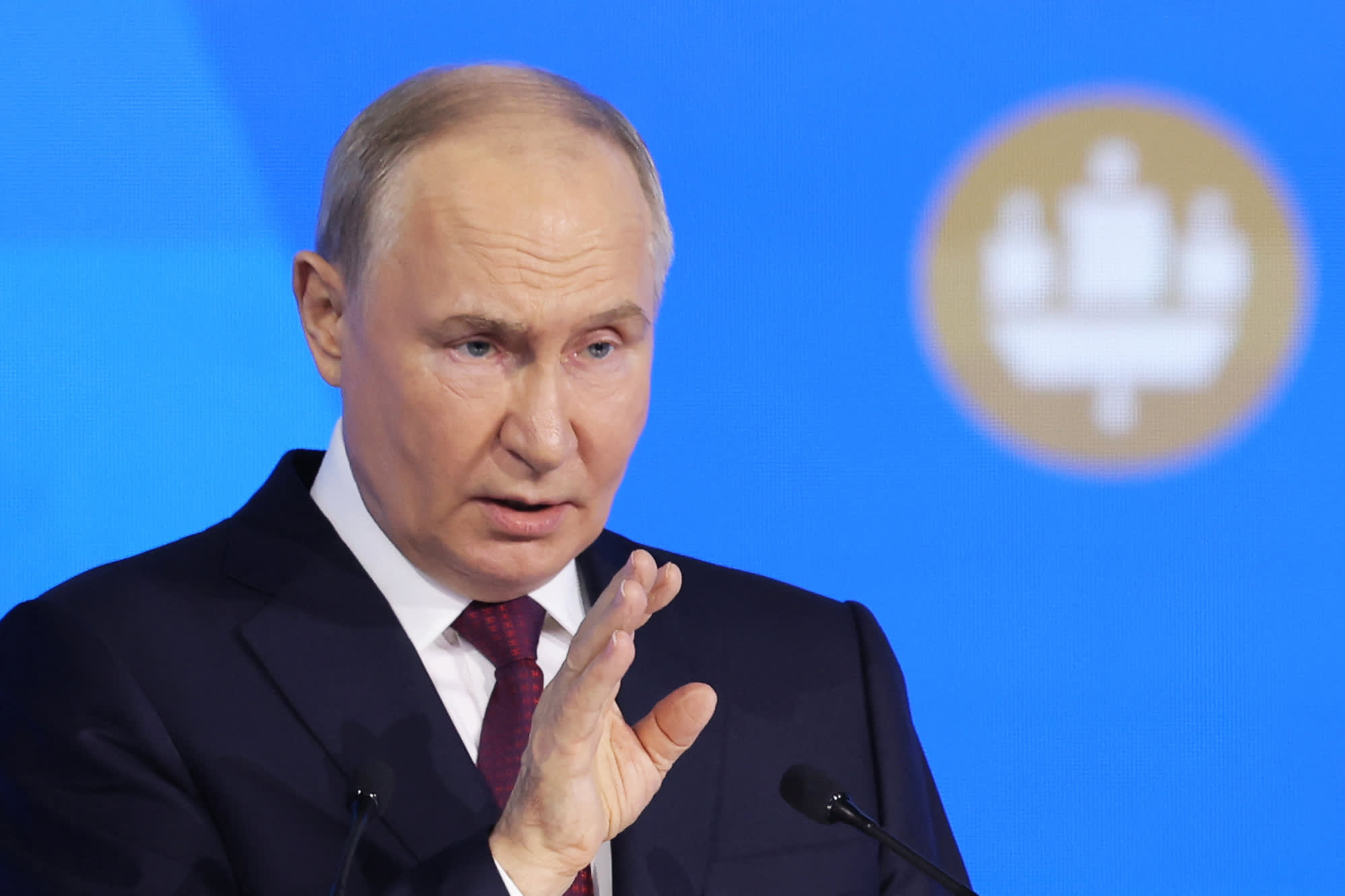 Putin dice que aproximadamente el 40% del comercio ruso es en rublos