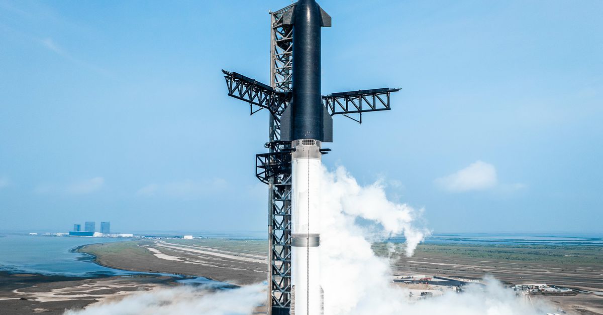 Vea la cuarta prueba de vuelo de la nave espacial SpaceX