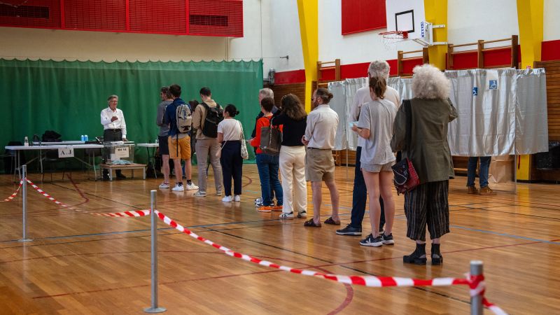 Elecciones francesas de 2024 en vivo: el partido Frente Nacional gana la mayor cantidad de escaños, el bloque de Macron ocupa el segundo lugar y el bloque de Le Pen ocupa el tercer lugar