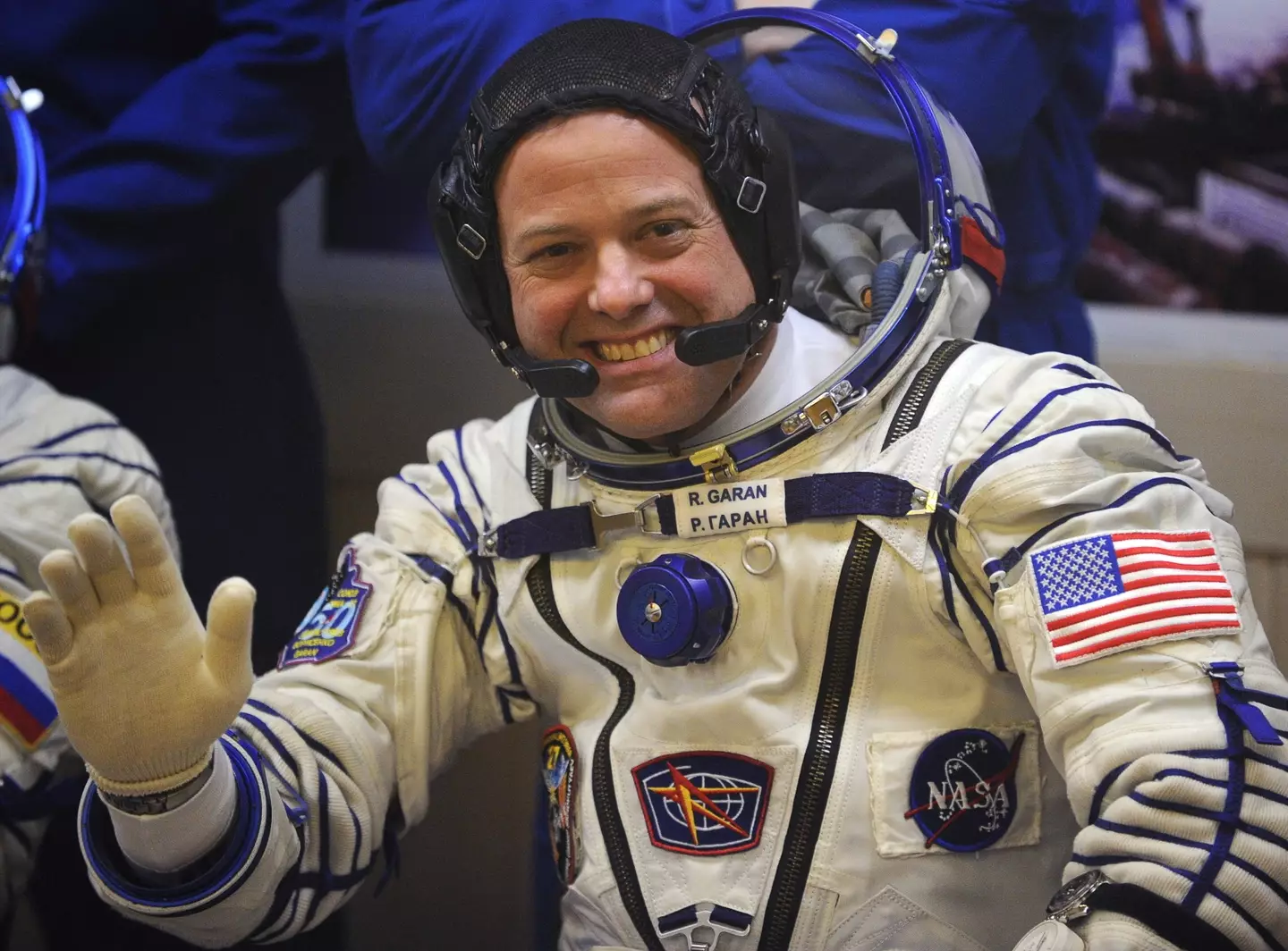 El astronauta de la NASA Ron Garan se estaba despertando de un sueño profundo mientras estaba en el espacio (ALEXANDER NEMENOV/AFP vía Getty Images)