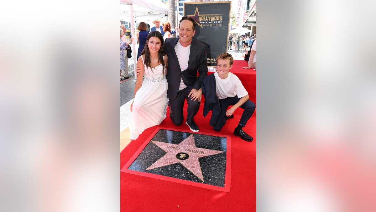 Vince Vaughn y sus dos hijos