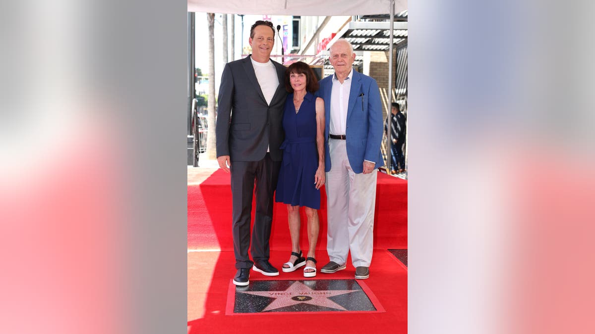 Vince Vaughn con sus padres